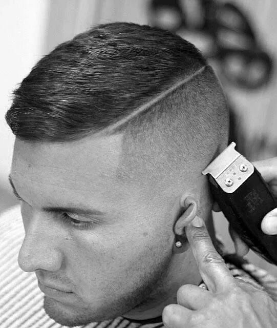 Прическа 360 мужская High And Tight Haircut für Männer - eine männliche beherrschende Stil - Mann Sti