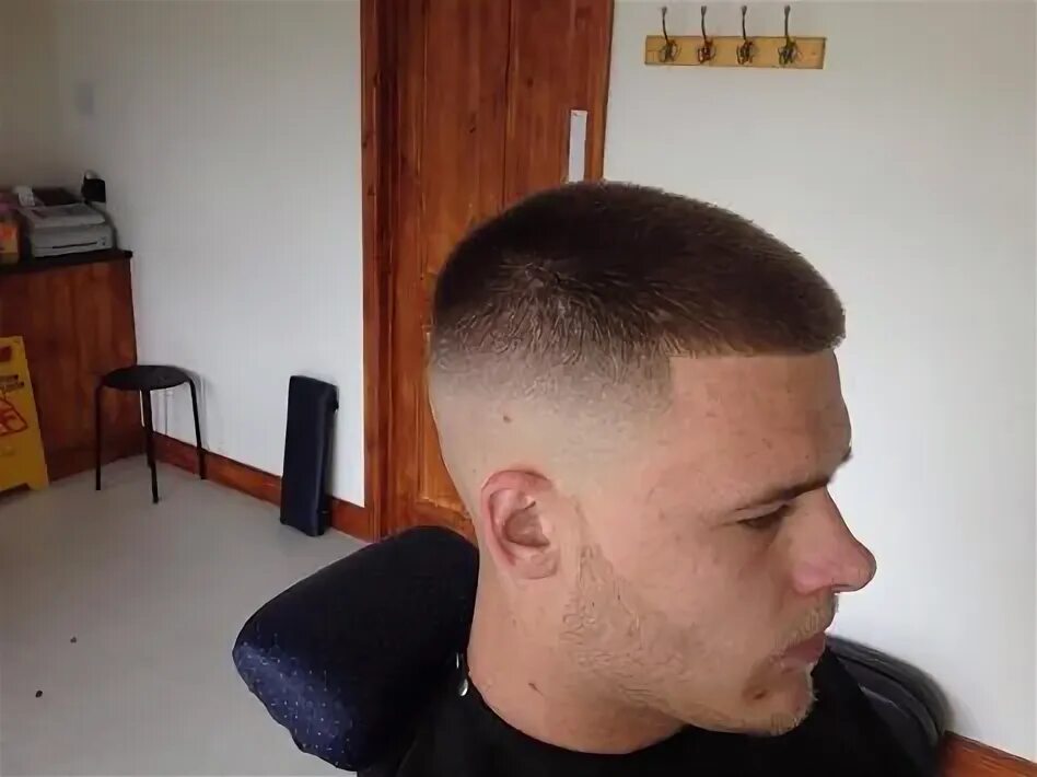 Прическа 5 см волос Neue Fade-Haarschnitte für 2018 , #haarschnitte Coole männer frisuren, Haarschni