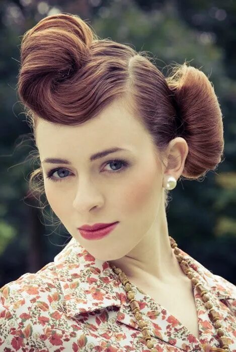 Прическа 50 годов на длинные волосы Pin by SAM NICHOLAS on EVERTHANG is here Retro hairstyles, Vintage hairstyles, H