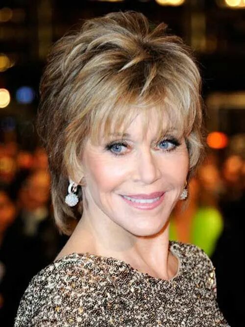 Прическа 60 лет короткие волосы Jane Fonda Short Hair for Older Ladies Cheveux courts visage rond, Cheveux court