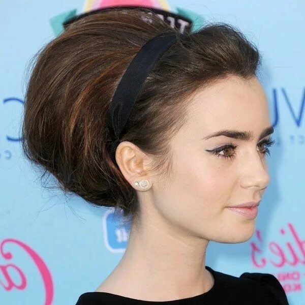 Прическа 60 тонкие волосы Lily Collins with a bouffant hairstyle Wedding Hairstyles ❤ liked on Polyvore fe