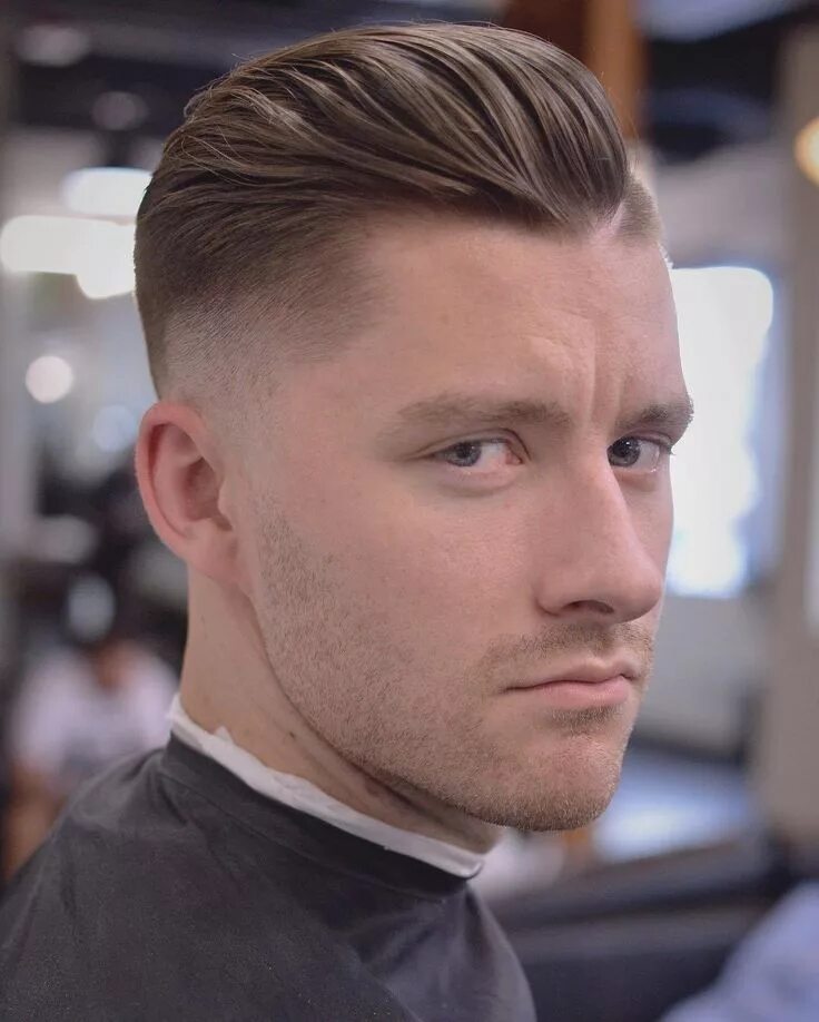 Прическа андеркат мужская фото Loose Textured Skin Fade Pompadour with a Shaved in Part Haircuts for men, Mens 