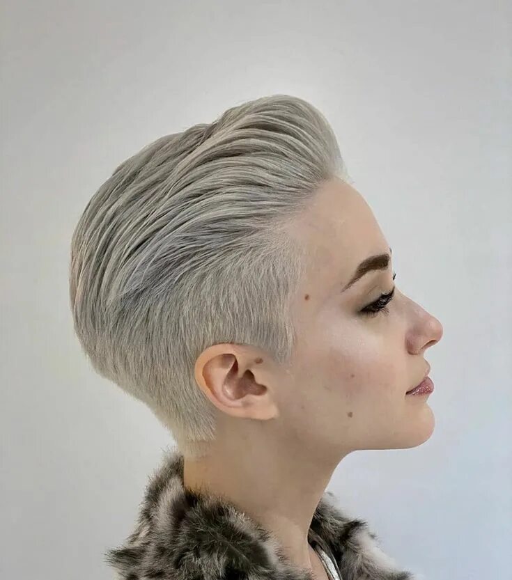 Прическа андеркат женская фото Pin on hair Thick hair cuts, Short hair cuts for women, Cute hairstyles for shor