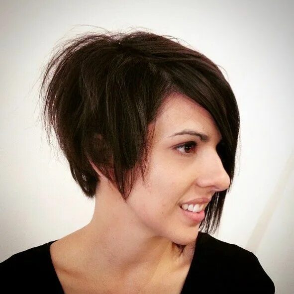 Прическа асимметрия 21 Adorable Asymmetrical Bob Hairstyles - Pretty Designs Asymmetrical bob haircu