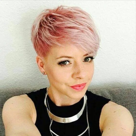 Прическа асимметрия на короткие 50 Magnifiques Couleurs Pour Cheveux Courts Rose gold short hair, Short hair cuts, 