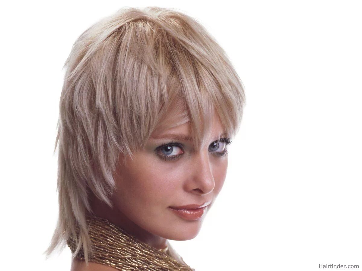 Прическа аврора фото на короткие 10 Long Pixie Haircuts 2018 for Women Wanting a Fresh ... Short wavy haircuts, S