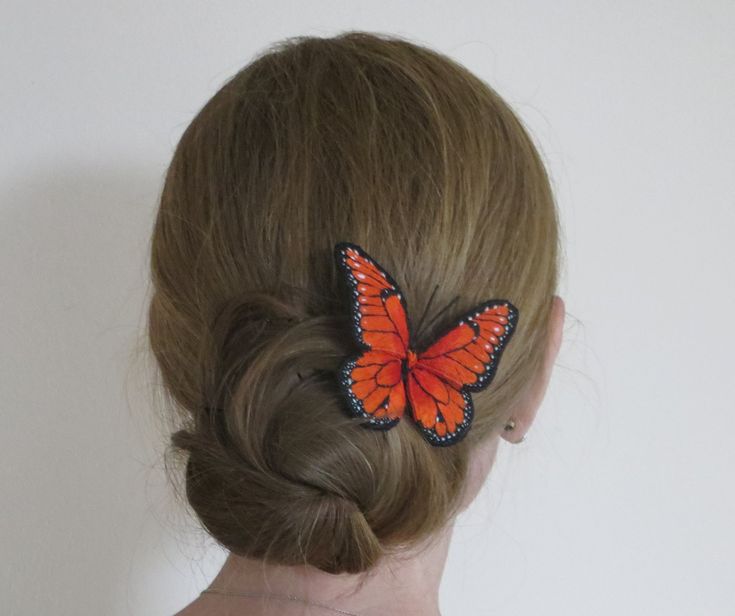 Прическа бабочка на длинные волосы This item is unavailable Etsy Butterfly hair clip, Butterfly hair, Stumpwork