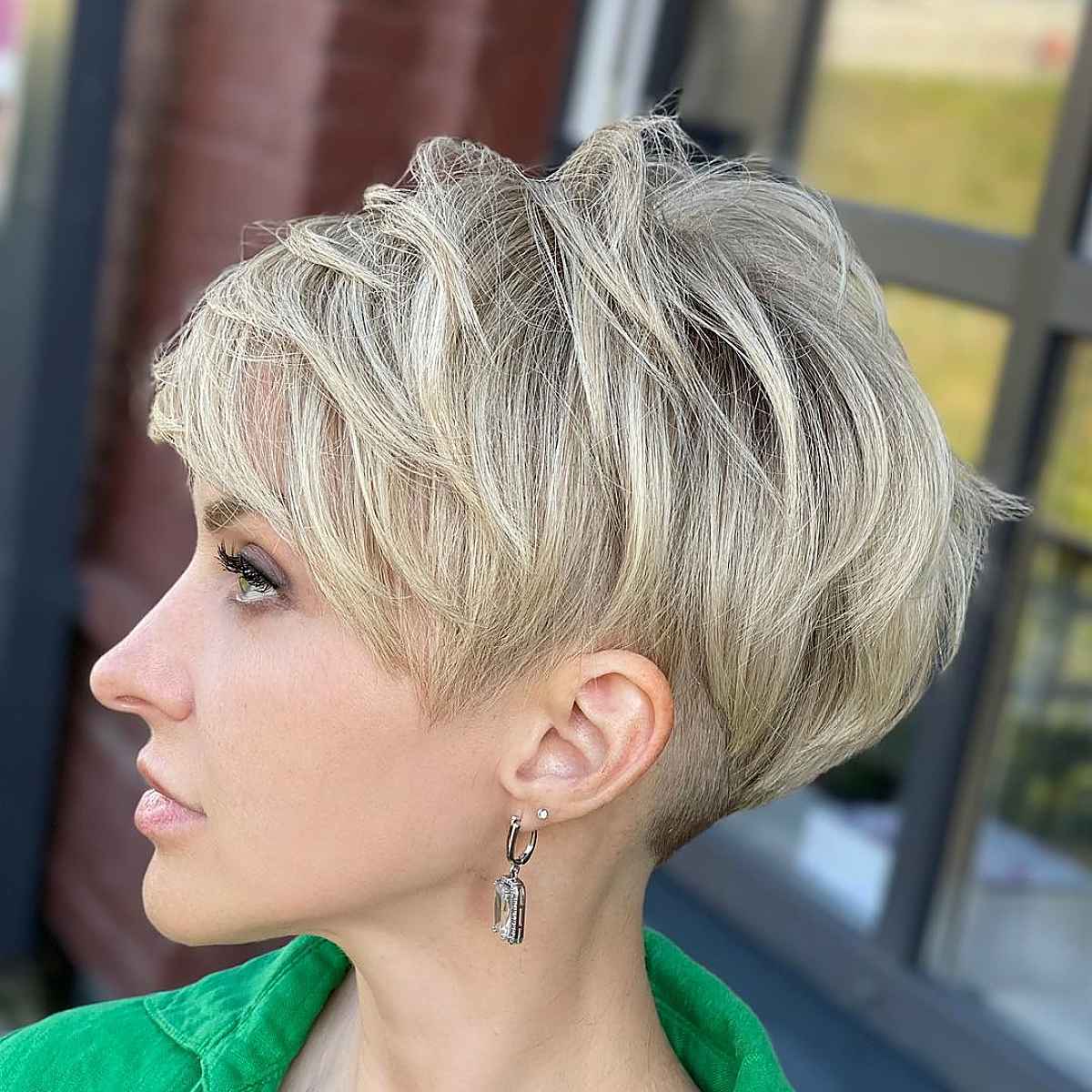 Прическа бикси фото 2024 48 Most Volumizing Pixie Cuts for Thin Hair