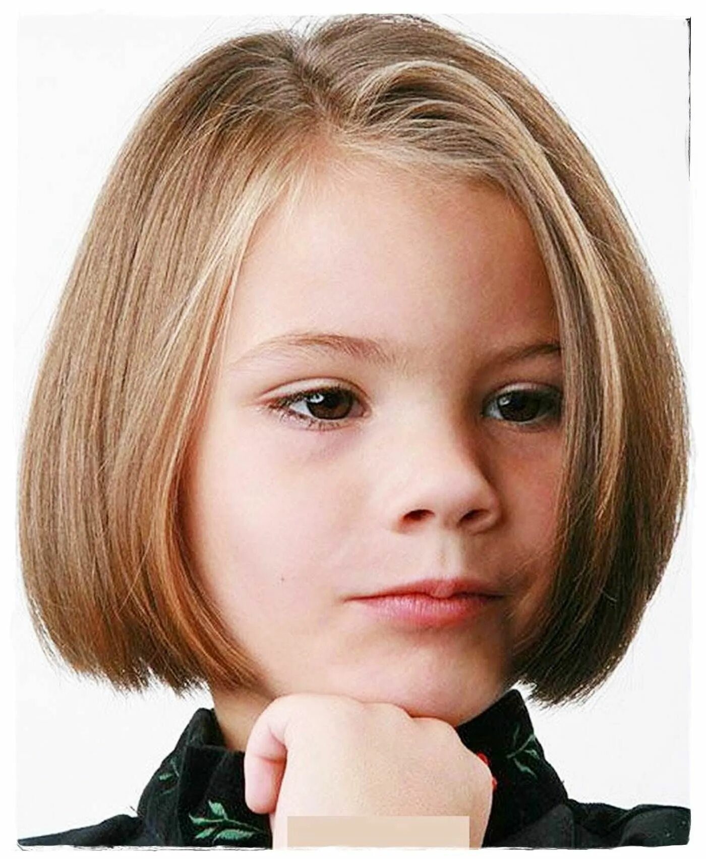 Прическа боб для девочки Possible hairstyle Girls short haircuts, Girl haircuts, Kids short haircuts