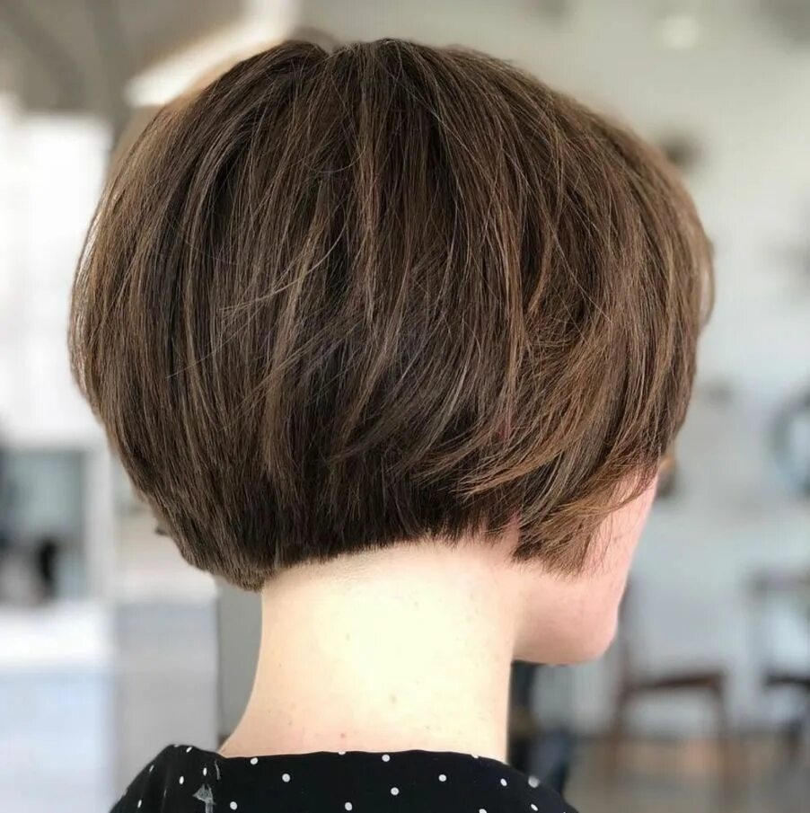 Прическа боб фото сзади Extra Short Feathered Bob Short bob haircuts, Bobs for thin hair, Short bob hair