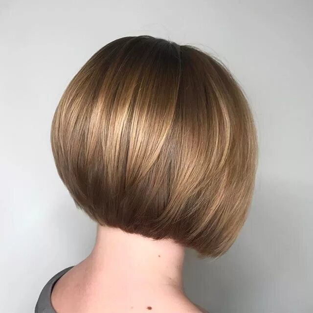 Прическа боб каре вид сзади фото #invertedbob WEBSTA - Instagram Analytics Inverted bob hairstyles, Bobs for thin