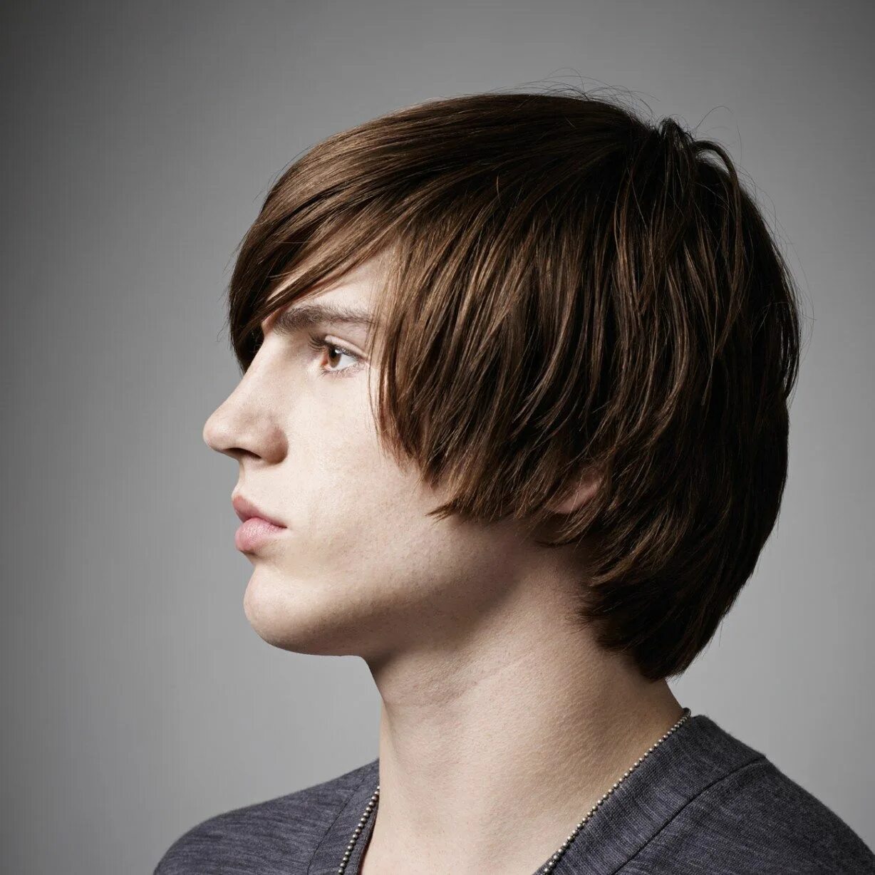 Прическа боб мужская Long and Layered Men's Cut from Pivot Point - Behindthechair.com Long hair style