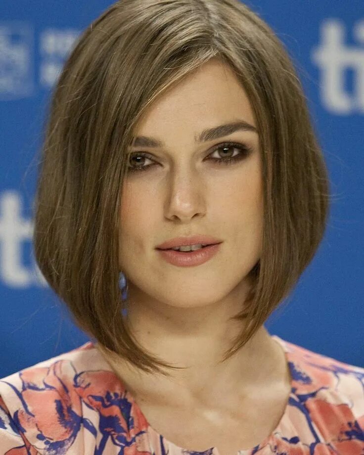 Прическа боб женская без челки Let's take a minute to appreciate her beauty. Thanks. #keiraknightley Hairstyles