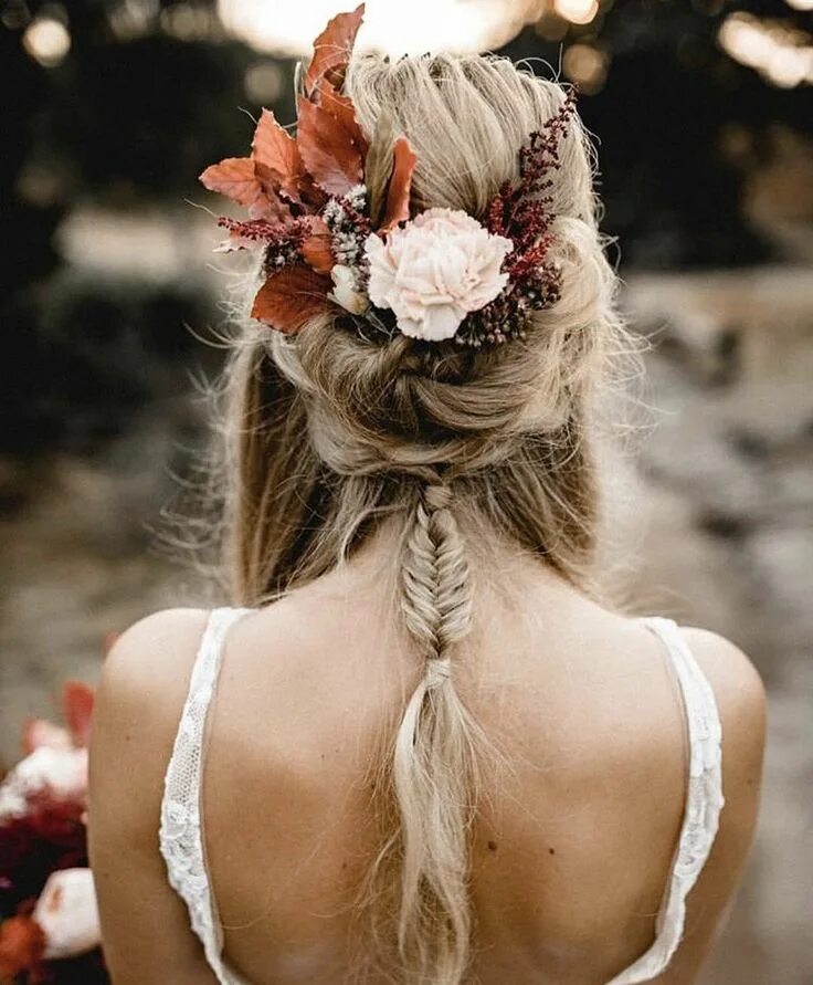 Прическа бохо длинные Pin by Silke Christensen on Hair Boho wedding hair, Unique wedding hairstyles, W