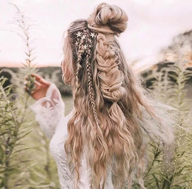 Прическа бохо длинные Pin by Ellie Lazarus on *hair* Braided hairstyles, Hair styles, Unique braided h