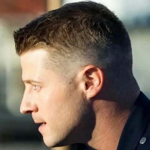 Прическа бокс мужская 35 Stylish Crew Cut Hairstyles For Men To Copy in 2024 Crew cut haircut, Air for