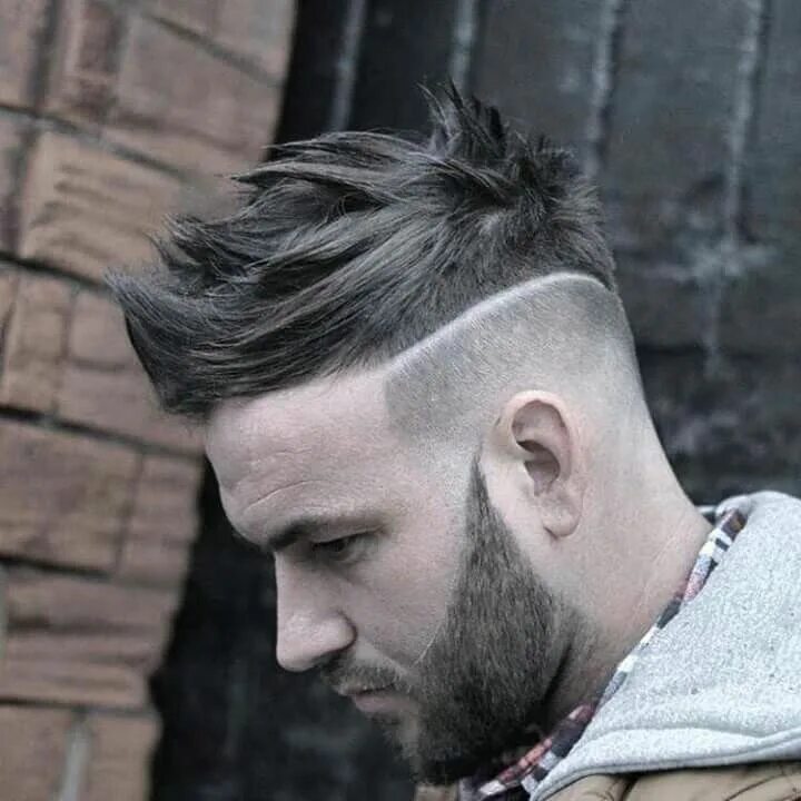 Прическа брит Pin by Stanislav Zhuravlev on Haircut in 2022 Mens hairstyles undercut, Mens hai