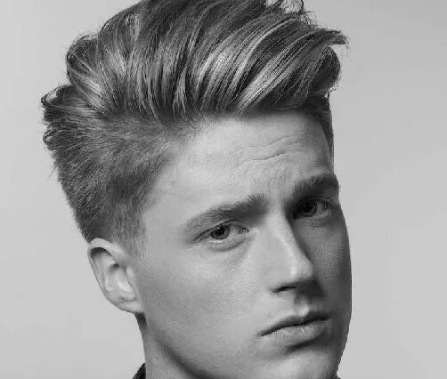 Highlighted Taper Fade Thin hair men, Mens hairstyles, Cool hairstyles for men