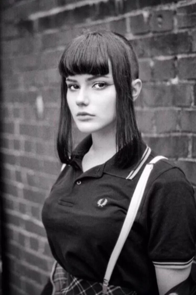 Прическа челси женская Luv this pic. Skinhead girl, Chelsea girls, Skinhead fashion