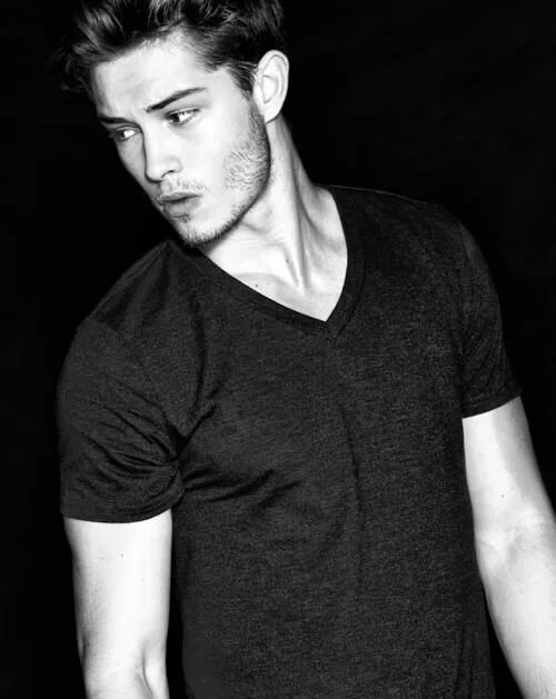 Прическа чико лачовски какая Pin by Alex Montarbo on Beautiful Men in 2020 Francisco lachowski, Men, Brazilia