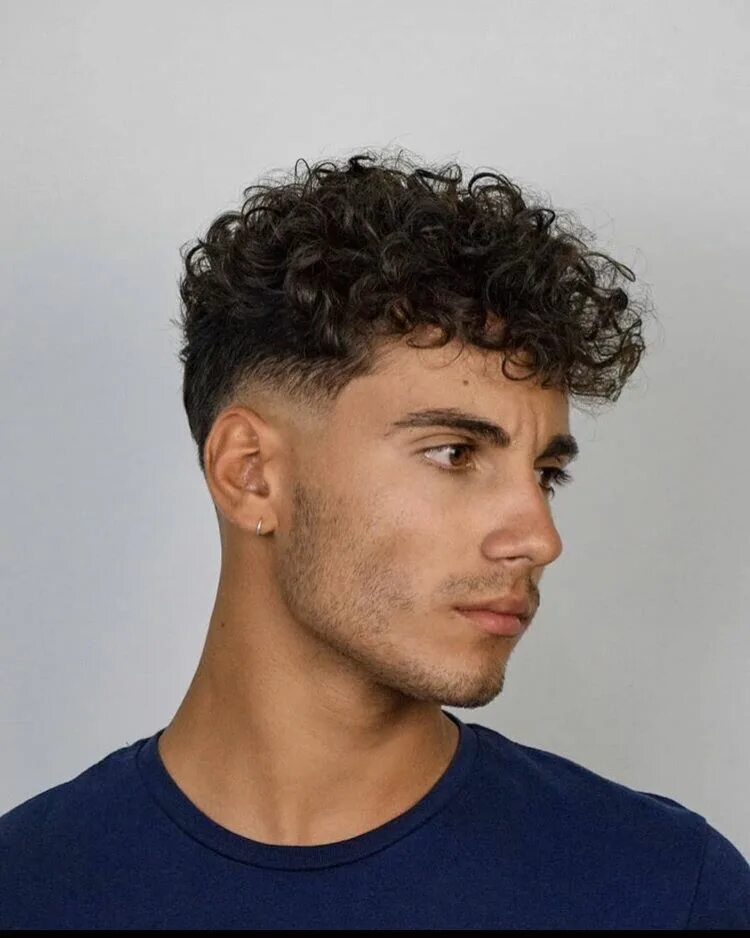 Прическа curly мужская Pin em Hair curly Cabelo masculino, Barba cabelo e bigode, Cabelo ondulado mascu