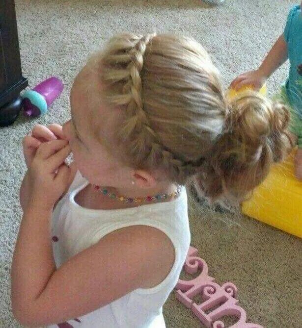 Прическа девочке на средние жидкие волосы Pin on Hair dos Baby hairstyles, Baby girl hairstyles, Girl hairstyles