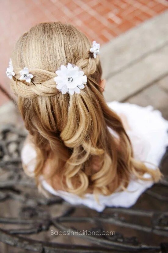 Прическа девочке на свадьбу на длинные The Dress from White Elegance baptism Wedding hairstyles, Communion hairstyles, 