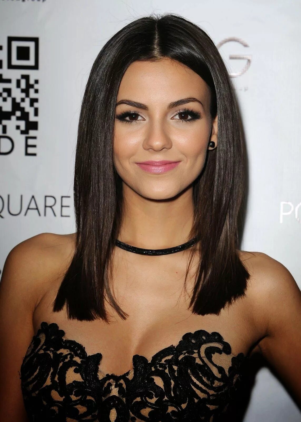 Прическа длиннее плеч Victoria Justice stuns in a revealing lace catsuit at the Kode Mag Spring 2015 I