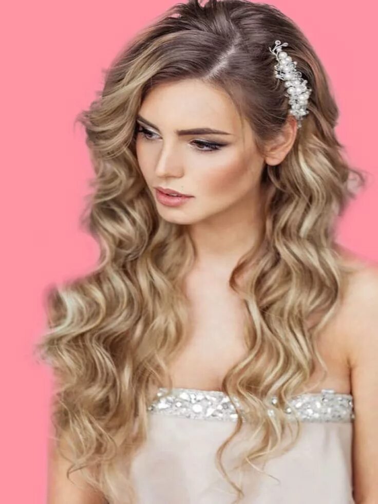 Прическа длинные волосы локоны распущенные 23 + Stunning Wedding Makeups and Hairstyles for Bride to try Brud smink, Brud, 