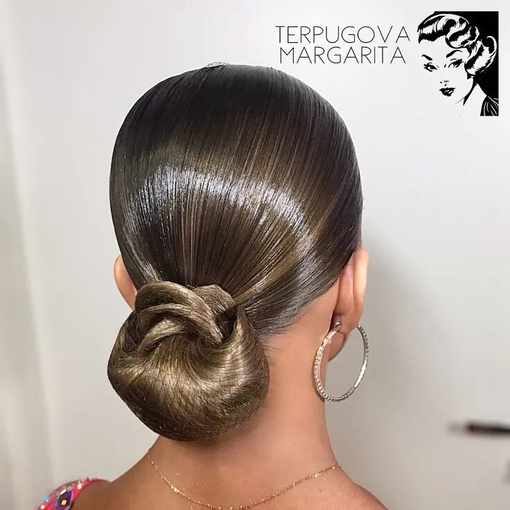 Прическа для бальных танцев девочке пучок Hairstyle and makeup for @valery_samordina by me ✨ #terpugovamargarita #hairstyl