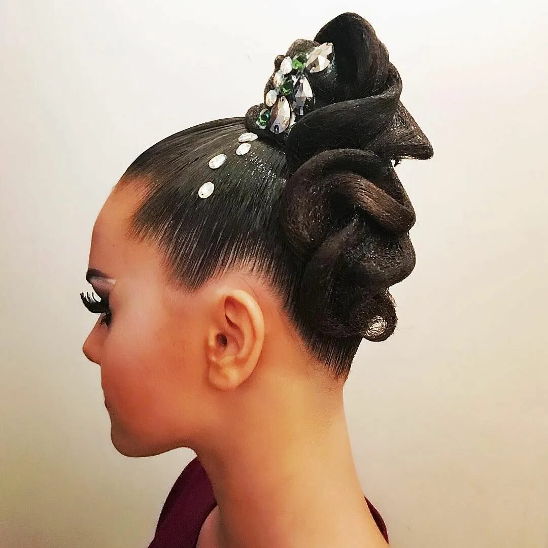 Прическа для бальных танцев девочке пучок 92 Likes, 4 Comments - Irina Korolyova (@irinakorolyova_stylist) on Instagram: "