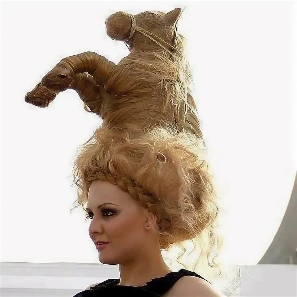 Прическа для большой головы женщине That will take a long time to come down.... Hair humor, Crazy hair, Hair styles