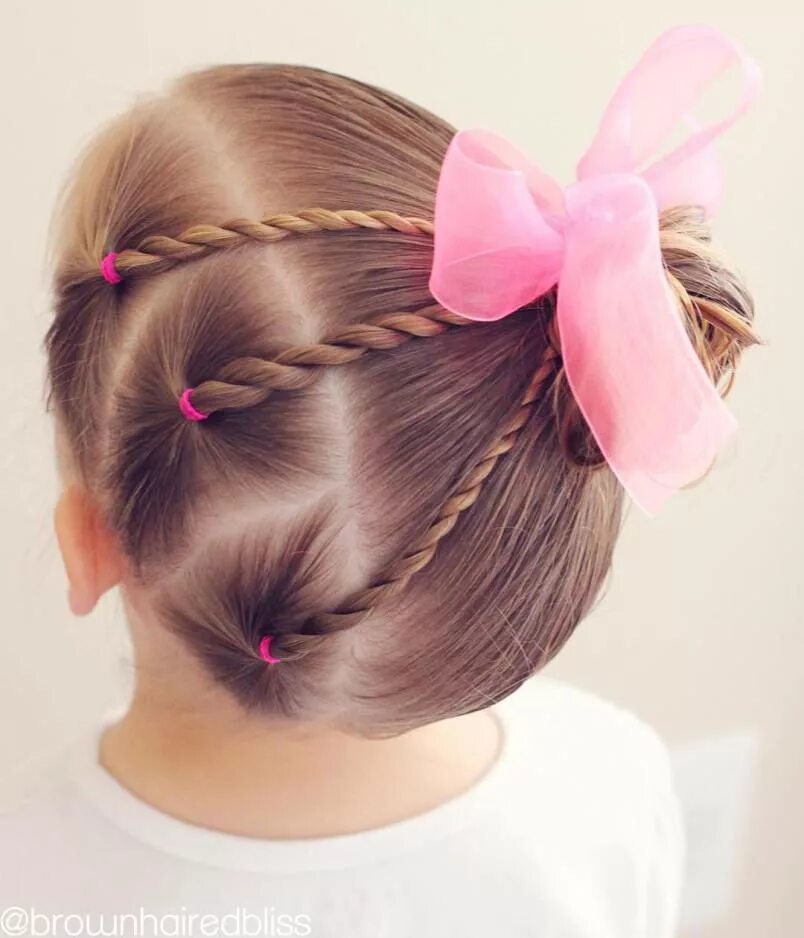 Прическа для девочек 8 лет легко 40 Cool Hairstyles for Little Girls on Any Occasion Easy toddler hairstyles, Lit