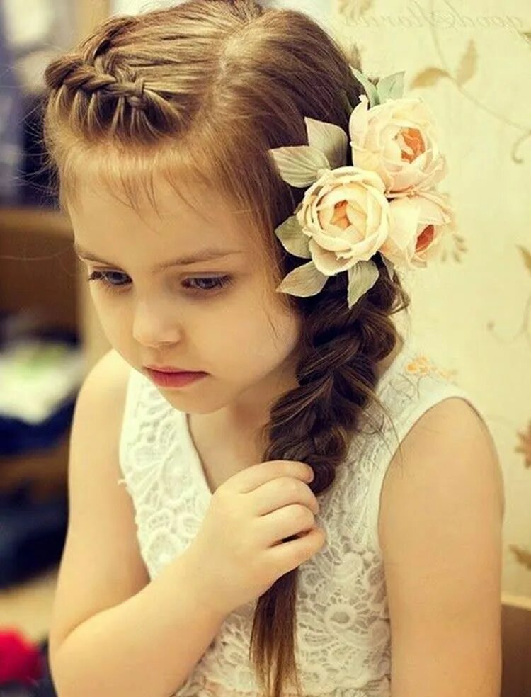 Прическа для девочки на фотосессию 29 Best Wedding Flower Hairstyles 2019 #flowerhairstyles #flowerhairstylesbraids