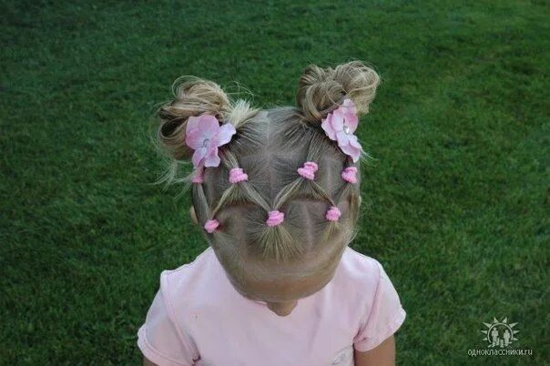 Three 5 Minute Elastic Styles Q's Hairdos - YouTube Kids hairstyles, Hair styles