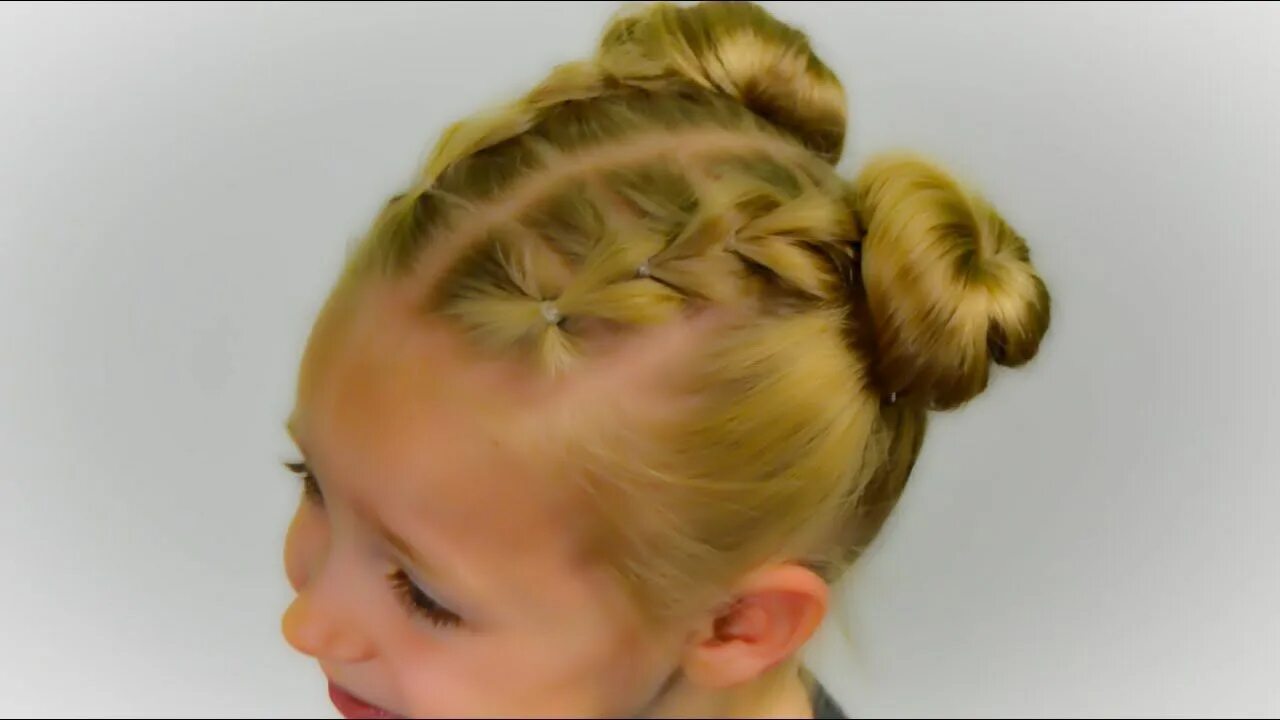 Прическа для девочки рогалики TREND! How to: PULL THROUGH BRAIDS with SPACE BUNS. Easy elastic hairst... Pull 