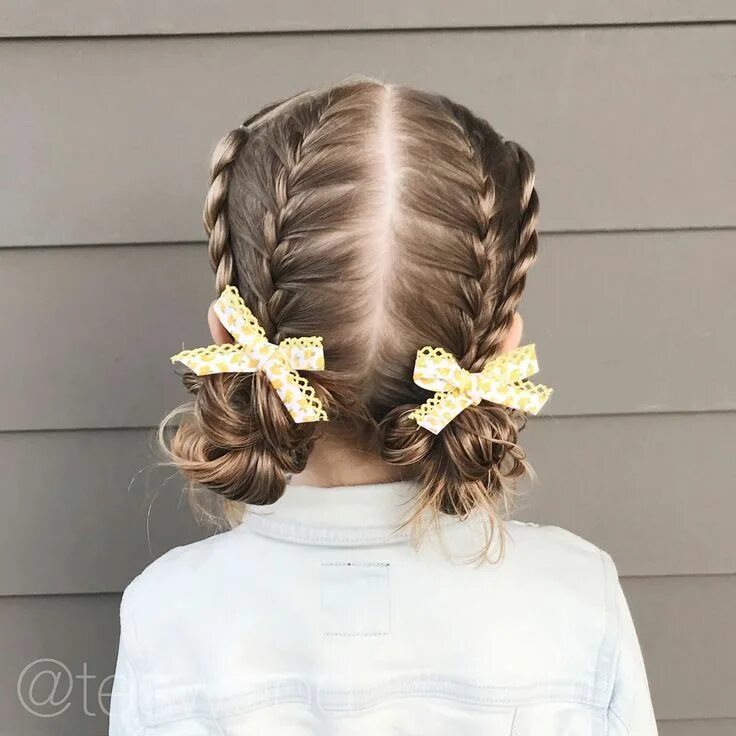 Прическа для девочки в школу на каждый Adorable easy hairstyle for girls Girl haircuts, Girl hair dos, Kids hairstyles