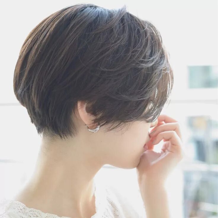 Прическа для девушки короткая стрижка 外 国 人 風 ボ ブ 大 人 か わ い い ナ チ ュ ラ ル × hair salon ト キ ワ 商 店 × 常 盤