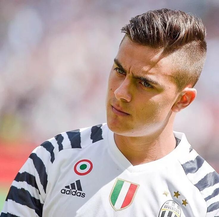 Прическа для футболиста 10 лет Paulo Dybala Dybala hair, Cortes de pelo hombre, Jugador de futbol