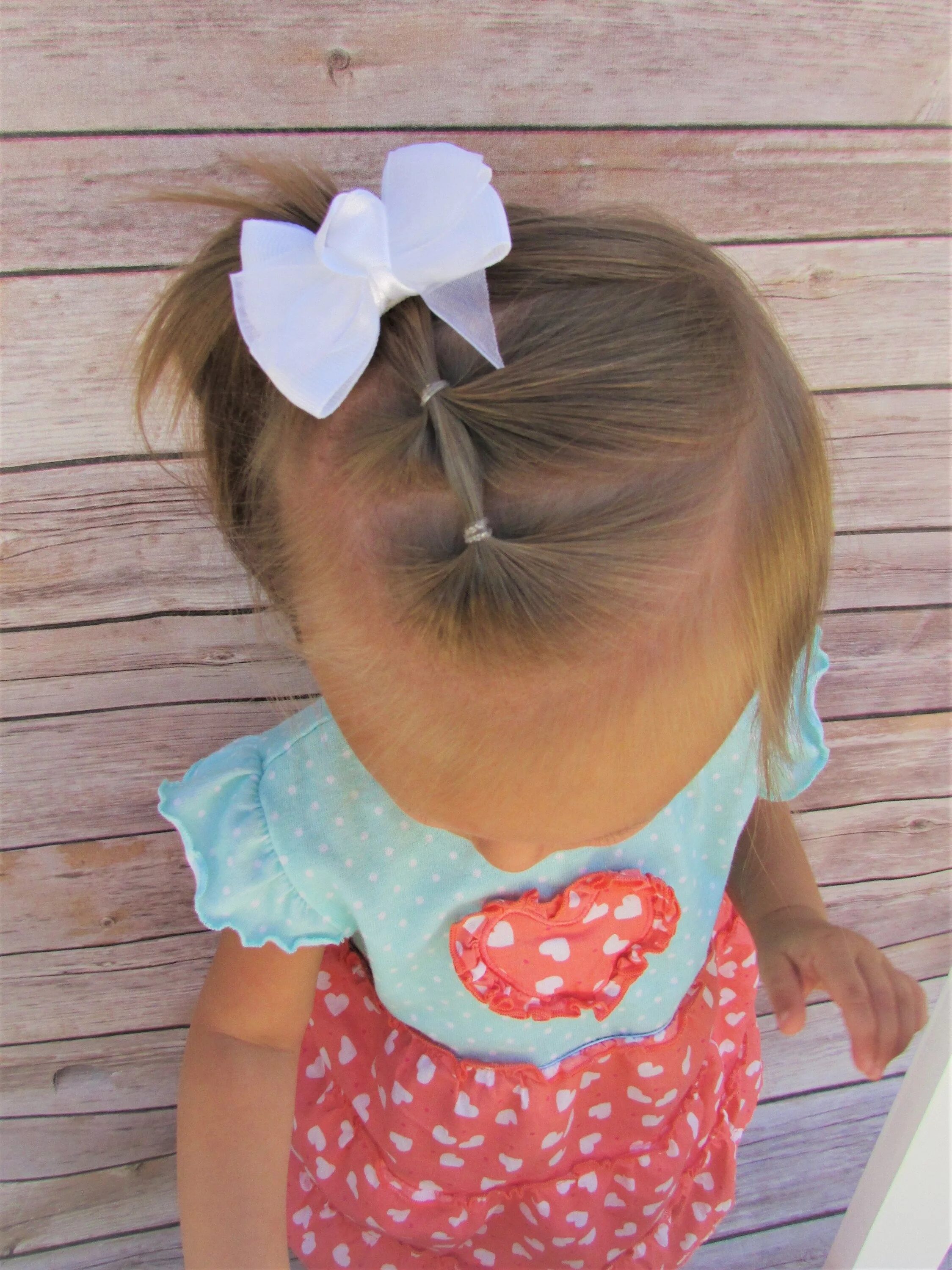 Прическа для годовалой девочки 12 Must-Have Easy Toddler Hairstyles in Two Minutes or Less Easy toddler hairsty