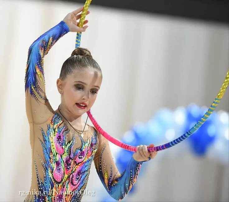 Прическа для художественной гимнастики Rhythmic gymnastics leotard Купальник, Гимнастика