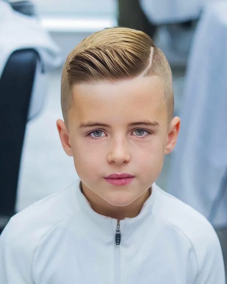 Прическа для мальчика 11 лет крутые модный 29 Coolest Haircuts for Kids (2020 Trends) StylesRant Cortes de pelo de bebé var