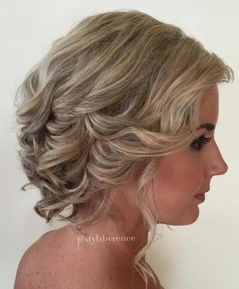 Прическа для мамы невесты на каре 10 популярных идей на тему "curled updo short hair" для вдохновения