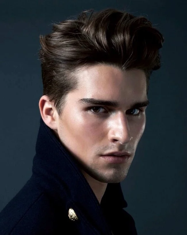 Прическа для молодого парня 2024 The Best New Men’s Hairstyles for Autumn 2018 New men hairstyles, Mens hairstyle