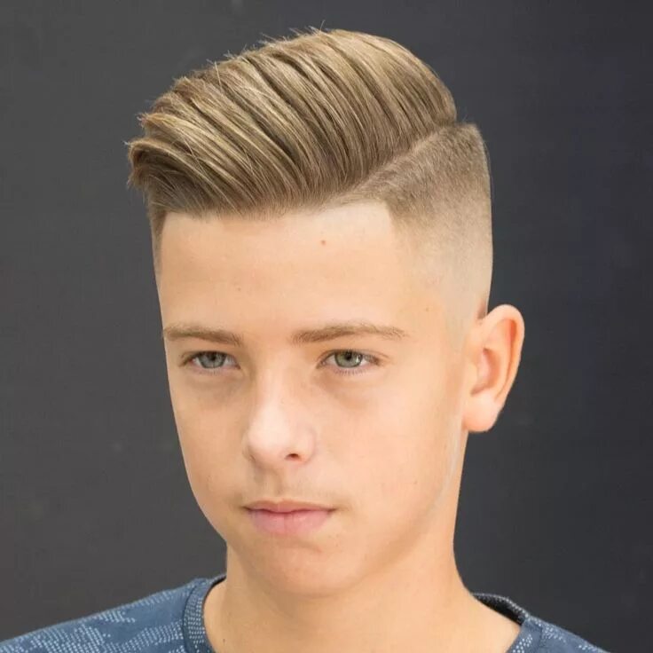 Прическа для парней 10 лет 15 Best Comb-Over Haircuts for Mens 2018 Boys haircuts, Boy hairstyles, Teen boy