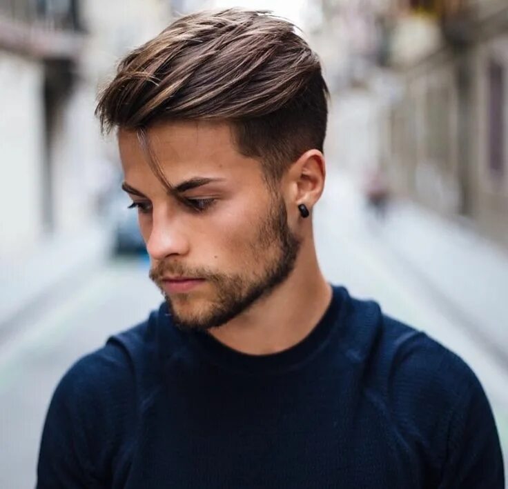 Прическа для парней со средними волосами Épinglé sur For Hair Pleasure Coiffure homme mi long, Modele coiffure homme, Coi