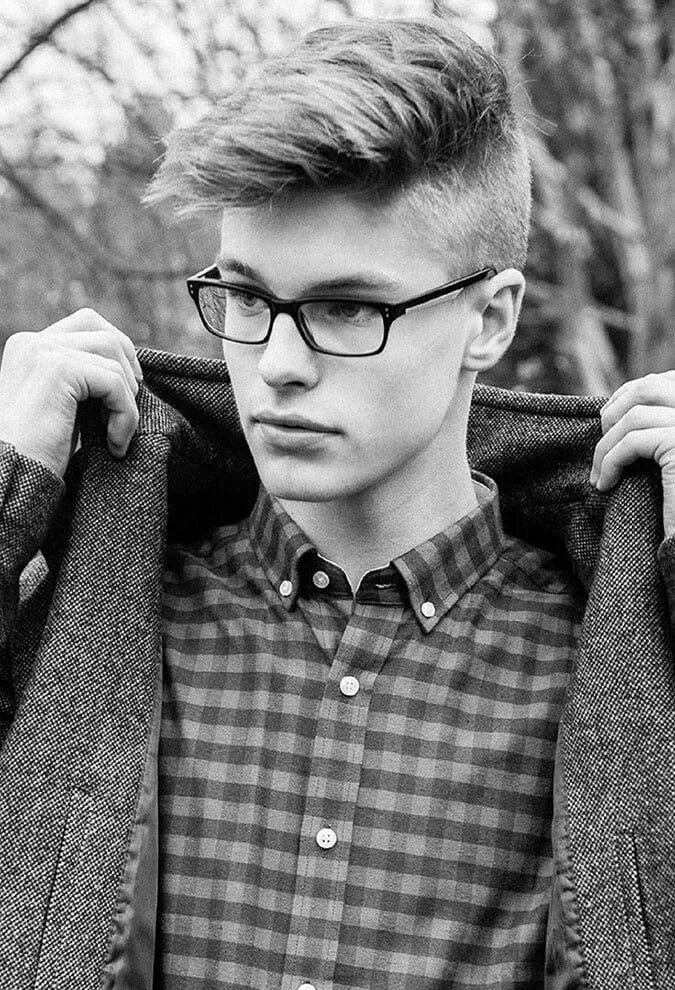 Прическа для парня 17 лет Cute Nerd Hairstyles for Boys - 18 Hairstyles For Nerdy Look Coiffure ado garcon