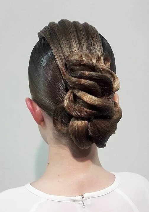 Прическа для танцев Pin by Kelly Simon on Ballroom hair Dance hairstyles, Competition hair, Ballroom