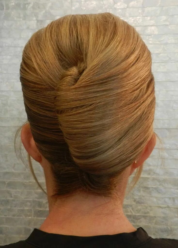 Прическа для учителя на средние волосы Log into Facebook Facebook Roll hairstyle, French twist hair, Long hair styles