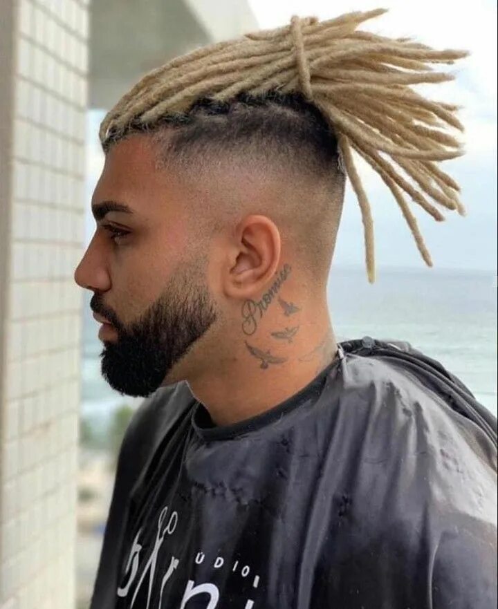 Прическа дреды Pin em ídolo Dreads loiros, Cabelo, Cabelo masculino